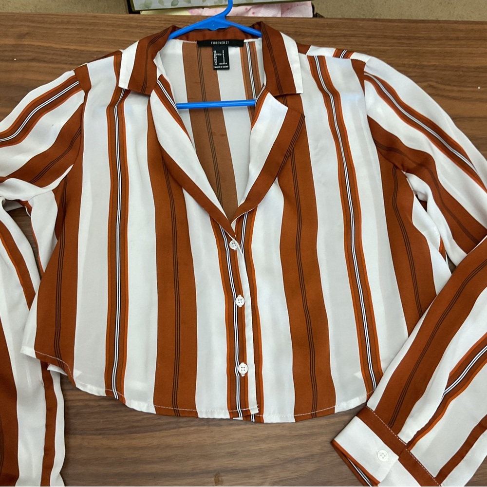 Forever 21 Brown Notched Collar Crop Top